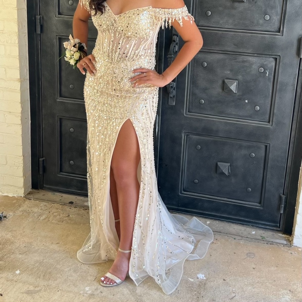 Wedding Dress size Medium